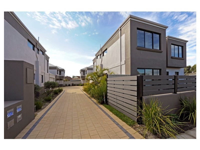 10D Parkin Street, Rockingham WA 6168