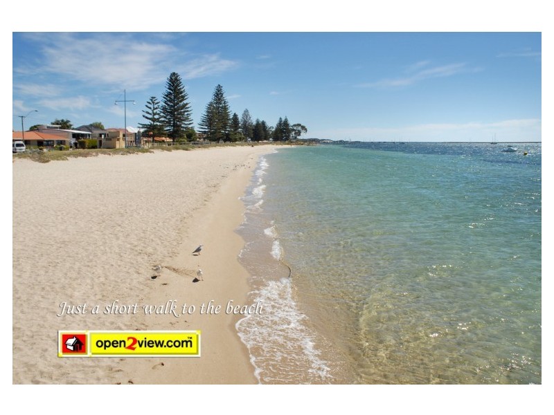 10D Parkin Street, Rockingham WA 6168