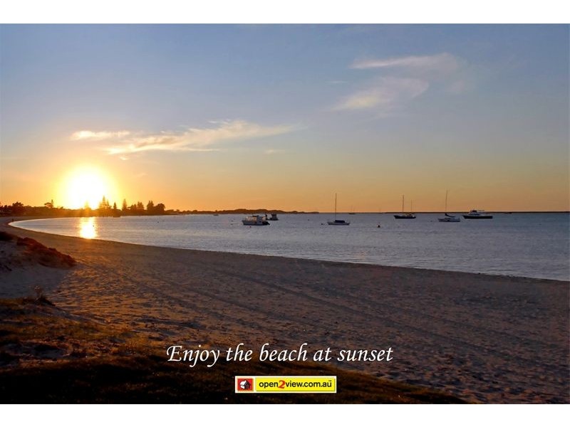 10D Parkin Street, Rockingham WA 6168