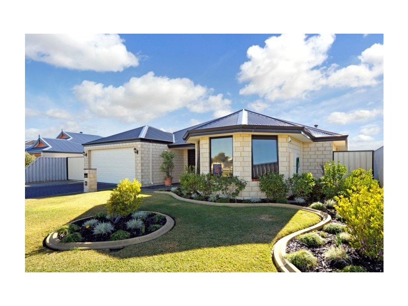 35 Valheru Avenue, Rockingham WA 6168