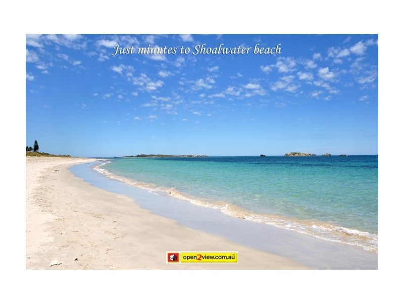 35 Valheru Avenue, Rockingham WA 6168