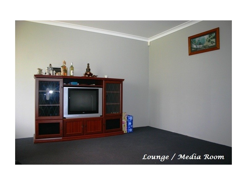 21 Amherst Road, Canning Vale WA 6155