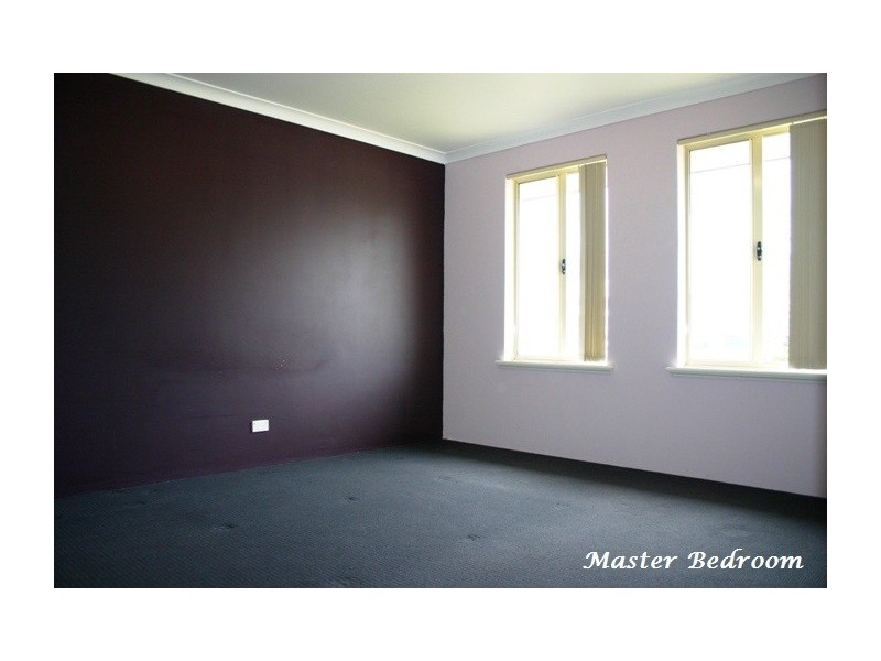 21 Amherst Road, Canning Vale WA 6155