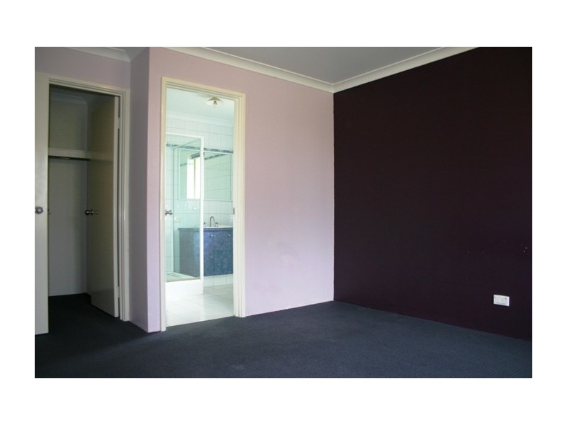 21 Amherst Road, Canning Vale WA 6155