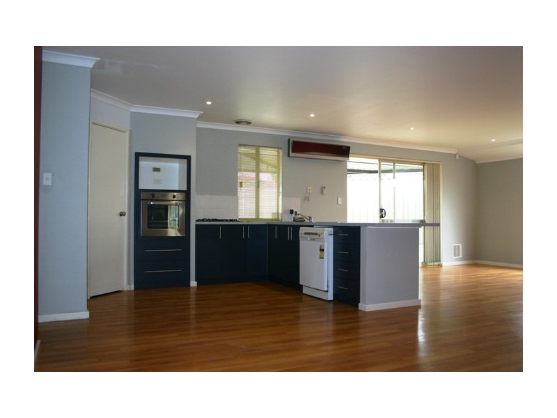 21 Amherst Road, Canning Vale WA 6155
