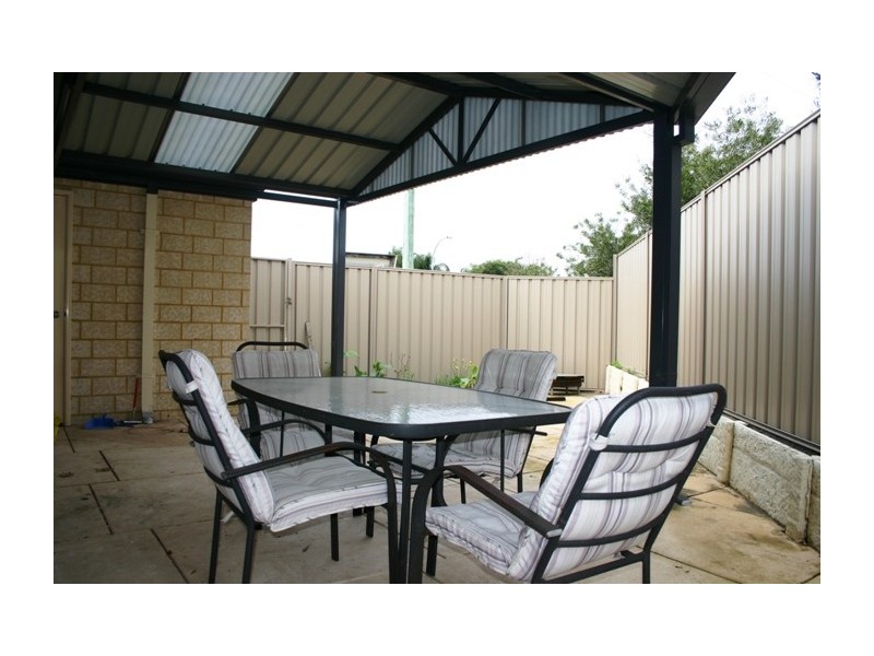 21 Amherst Road, Canning Vale WA 6155