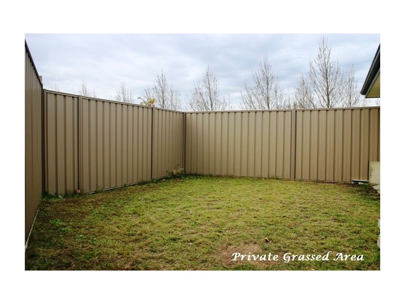 21 Amherst Road, Canning Vale WA 6155