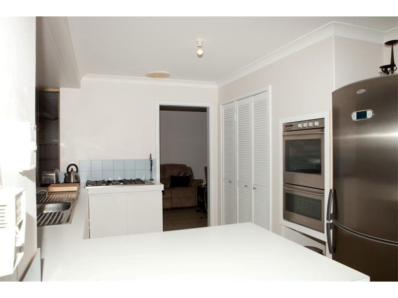 26 Mangles Street, Warnbro WA 6169
