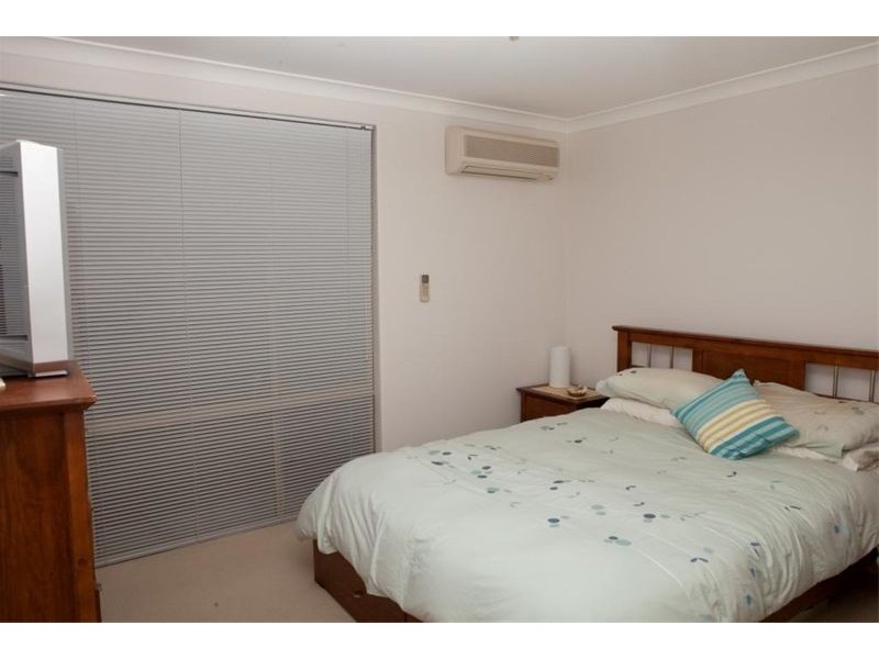 26 Mangles Street, Warnbro WA 6169