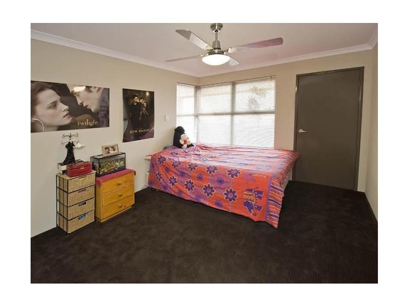 16 Waterview Way, Singleton WA 6175