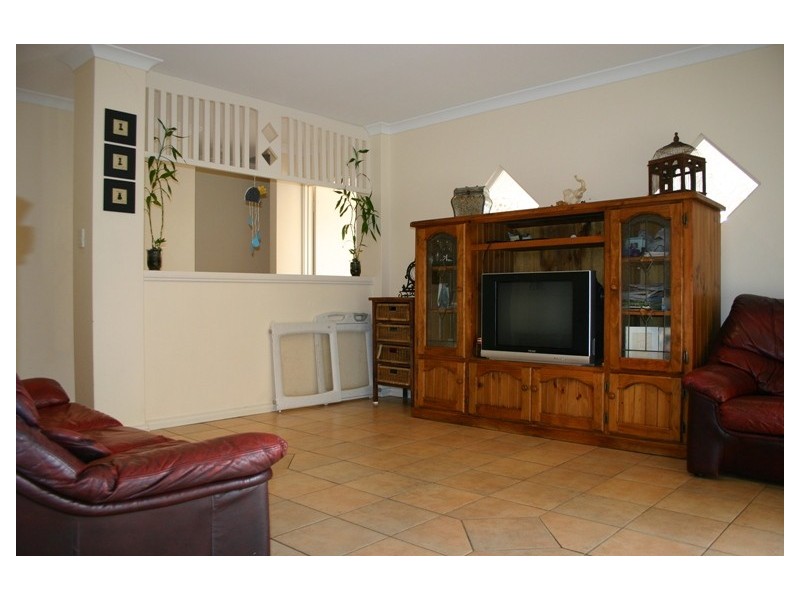 10 Masthead Street, Waikiki WA 6169