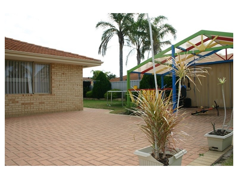 10 Masthead Street, Waikiki WA 6169