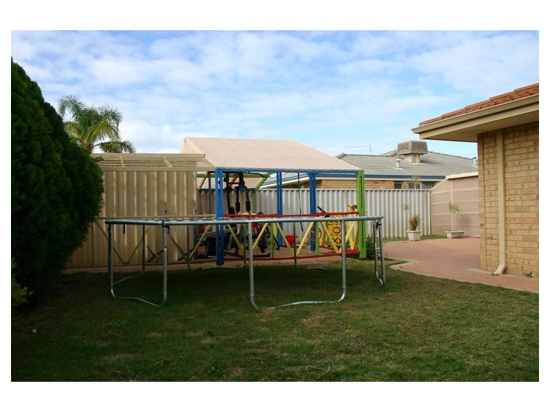 10 Masthead Street, Waikiki WA 6169