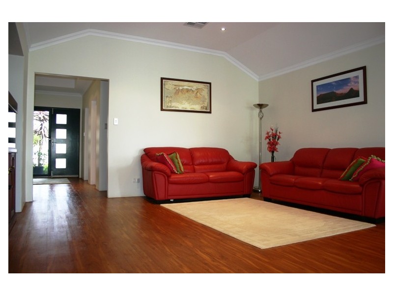 82 Miltona Drive, Secret Harbour WA 6173