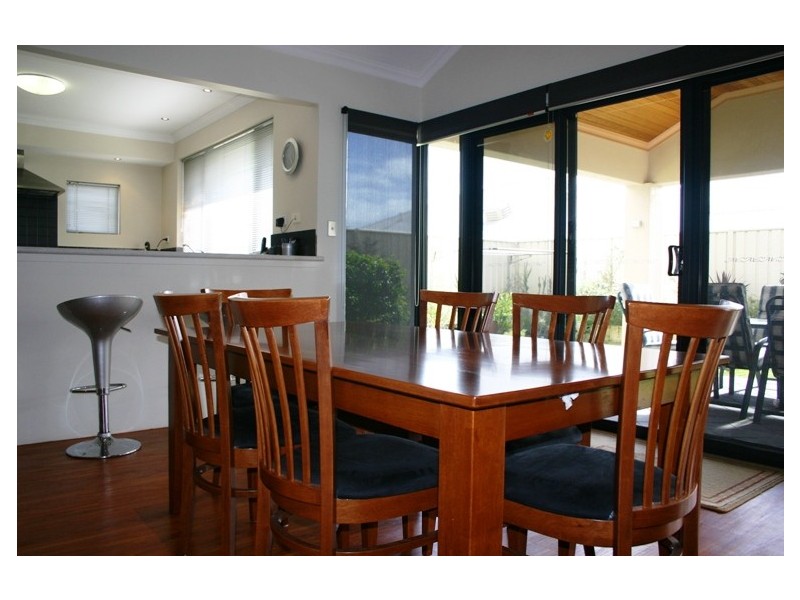 82 Miltona Drive, Secret Harbour WA 6173