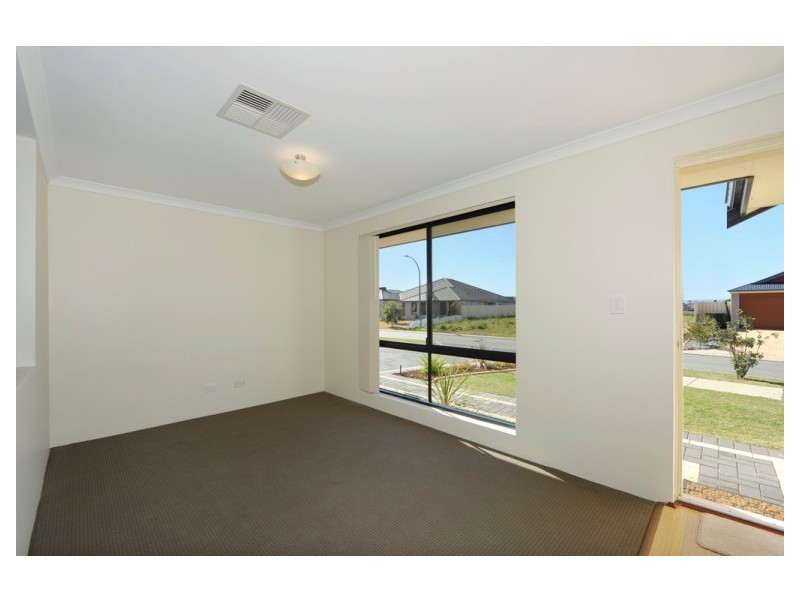 18 Waring Heights, Baldivis WA 6171