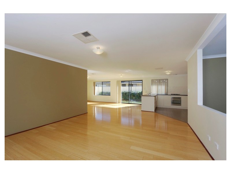 18 Waring Heights, Baldivis WA 6171