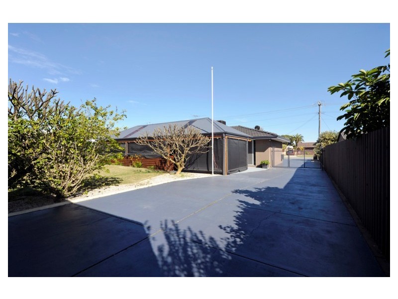 38 Charthouse Road, Safety Bay WA 6169
