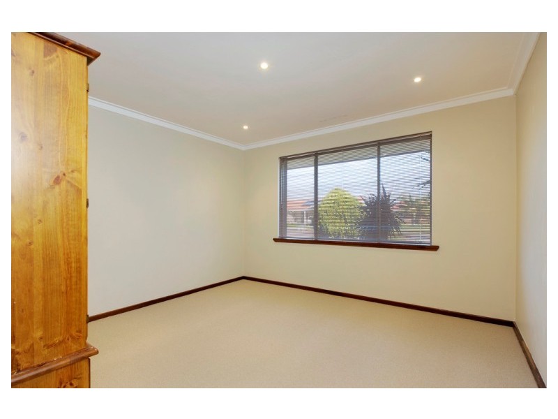 38 Charthouse Road, Safety Bay WA 6169