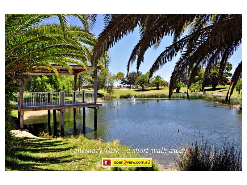 38 Charthouse Road, Safety Bay WA 6169