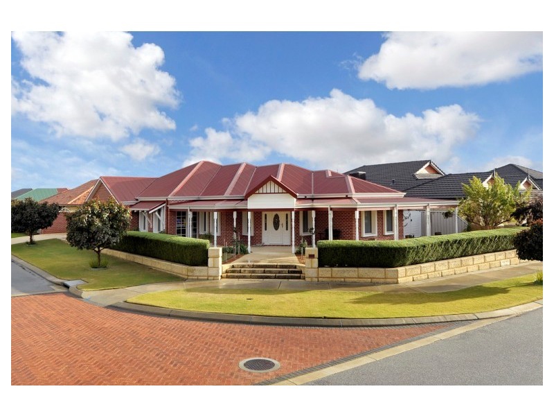 14 Coffs Bend, Secret Harbour WA 6173