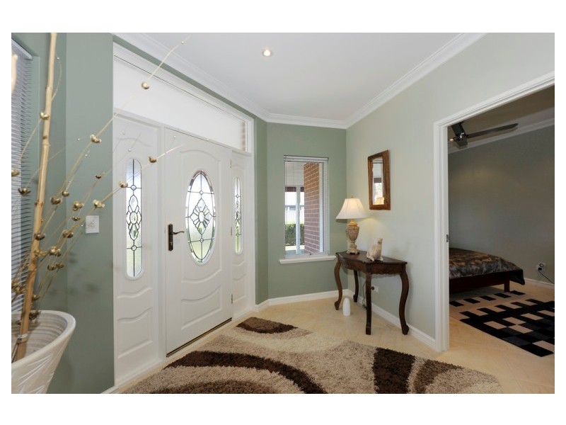 14 Coffs Bend, Secret Harbour WA 6173