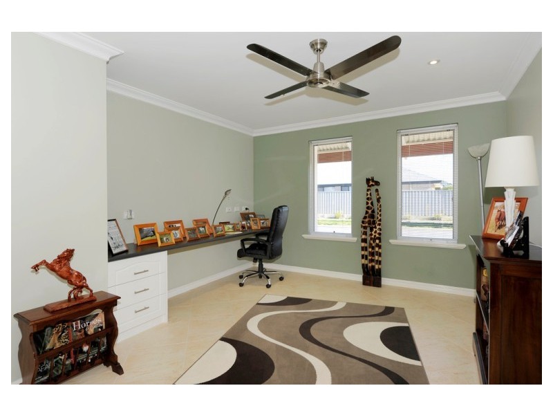 14 Coffs Bend, Secret Harbour WA 6173