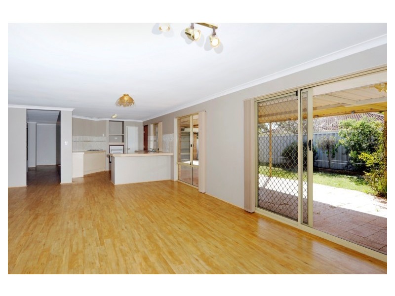 3 Oceanic Court, Port Kennedy WA 6172