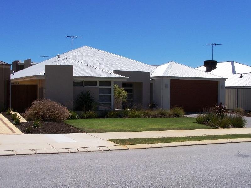 39 Camden Way, Meadow Springs WA 6210