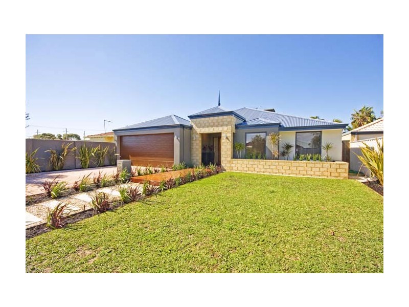 54 Highlander Parade, Rockingham WA 6168