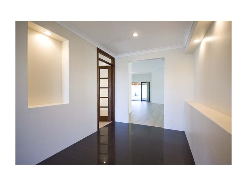 54 Highlander Parade, Rockingham WA 6168