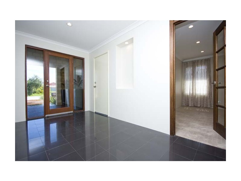 54 Highlander Parade, Rockingham WA 6168