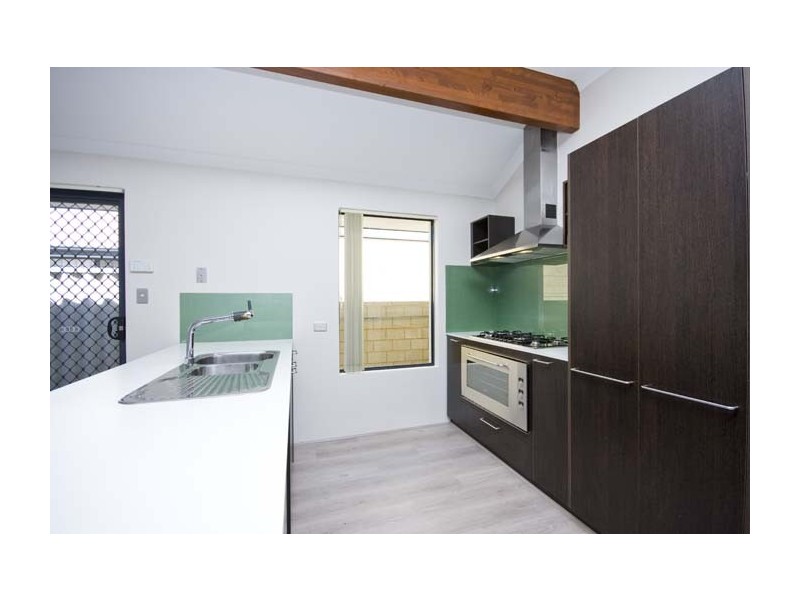 54 Highlander Parade, Rockingham WA 6168