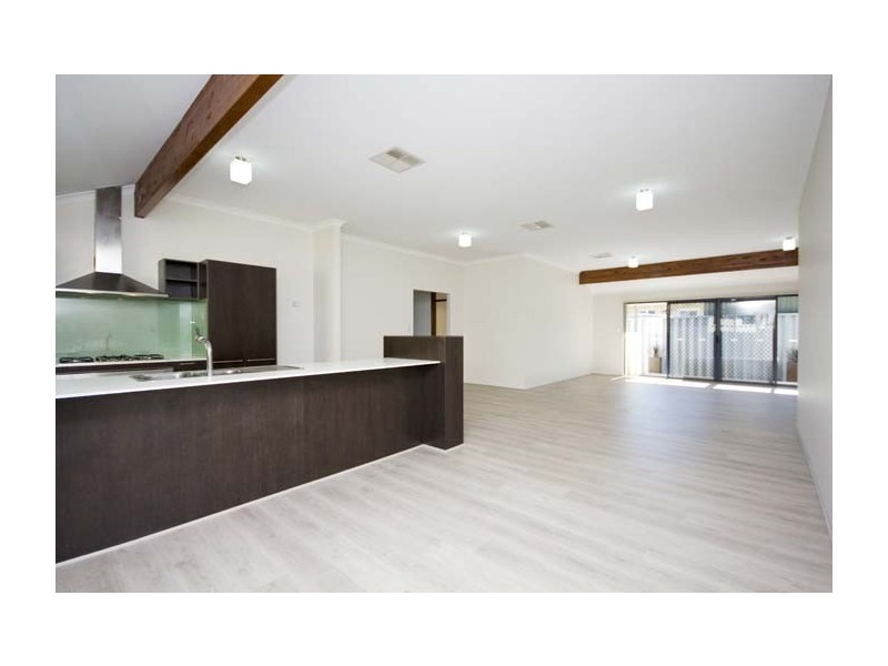 54 Highlander Parade, Rockingham WA 6168