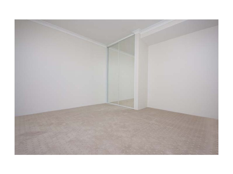 54 Highlander Parade, Rockingham WA 6168