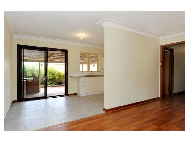 64 Rae Road, Safety Bay WA 6169