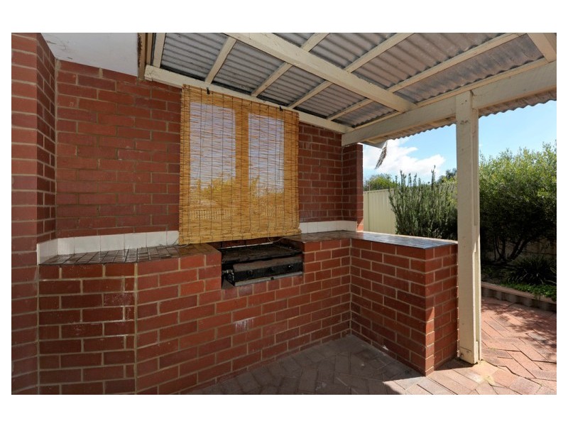 64 Rae Road, Safety Bay WA 6169