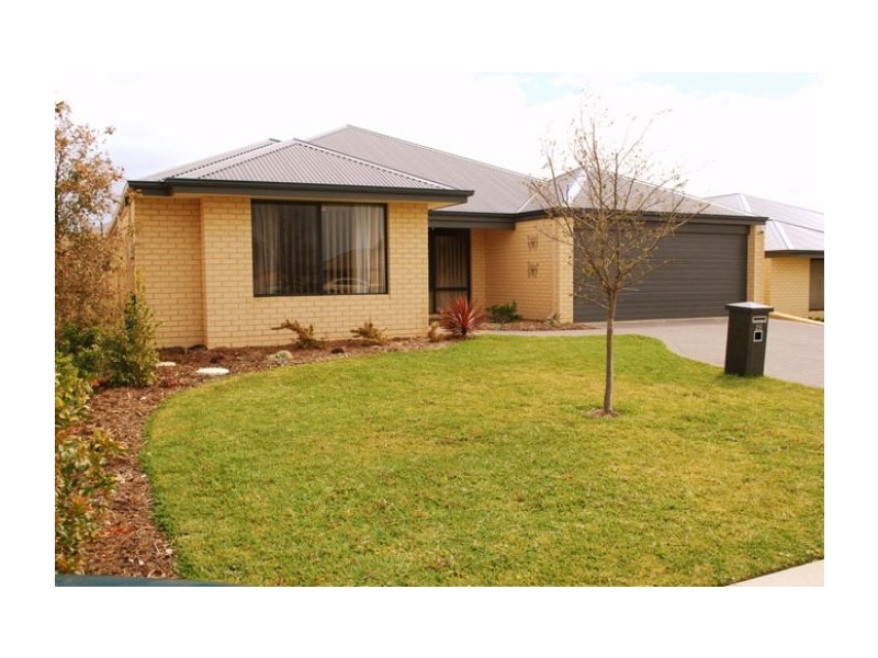25 Battrass Loop, Baldivis WA 6171