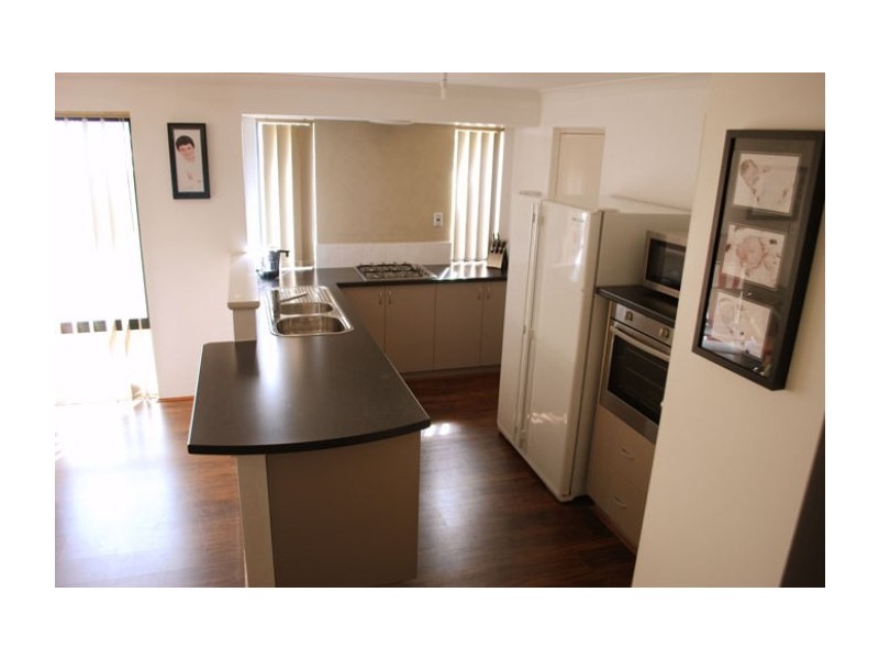 25 Battrass Loop, Baldivis WA 6171