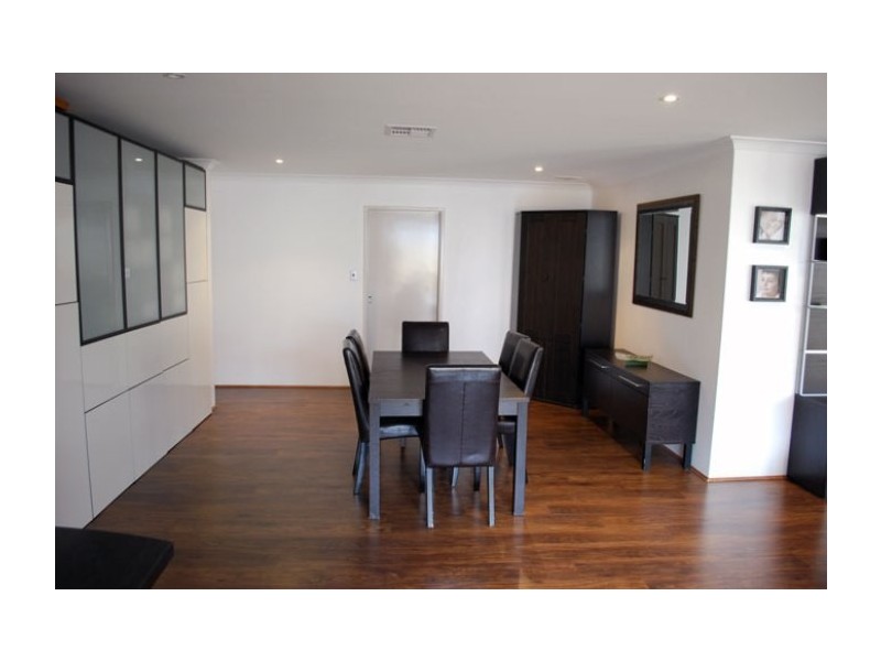 25 Battrass Loop, Baldivis WA 6171