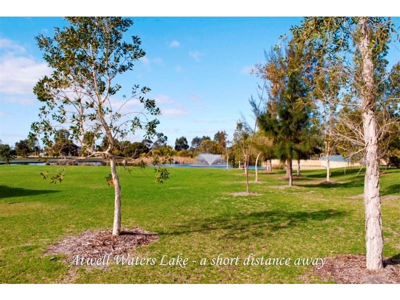 17 Sanguine Way, Atwell WA 6164