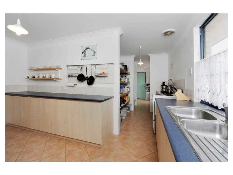 27 Belgravia Terrace, Rockingham WA 6168