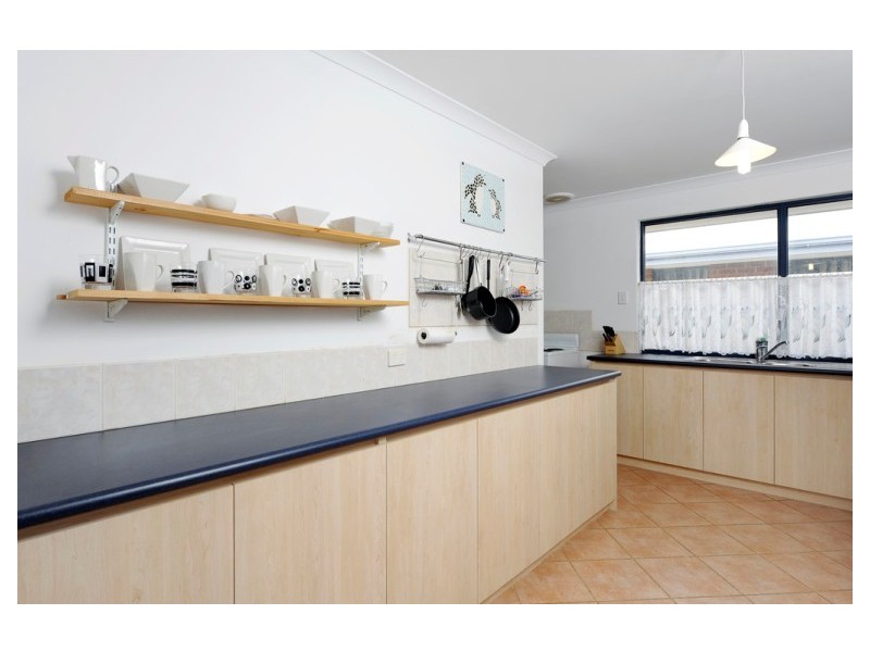 27 Belgravia Terrace, Rockingham WA 6168