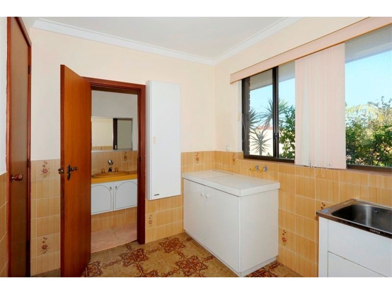 33 Tolley Court, Hamilton Hill WA 6163