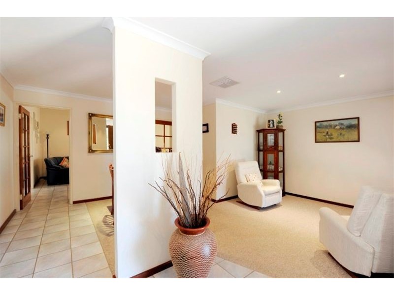 30 ST ETTIENE GARDENS, Port Kennedy WA 6172