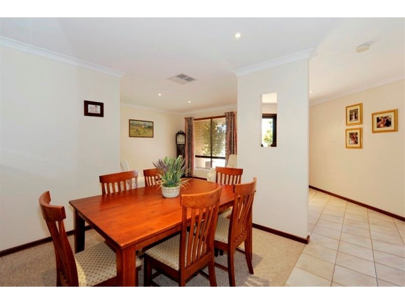 30 ST ETTIENE GARDENS, Port Kennedy WA 6172