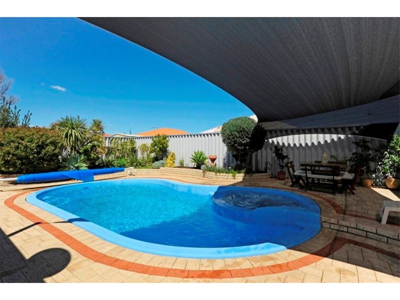 30 ST ETTIENE GARDENS, Port Kennedy WA 6172
