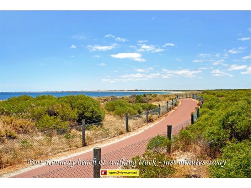 30 ST ETTIENE GARDENS, Port Kennedy WA 6172