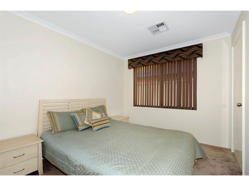 24 Hamlet Pass, Pinjarra WA 6208