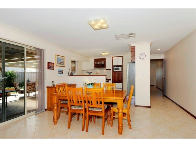 15 St Tropez Court, Port Kennedy WA 6172